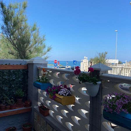 Вилла La Chicca Sul Mare Бари Экстерьер фото
