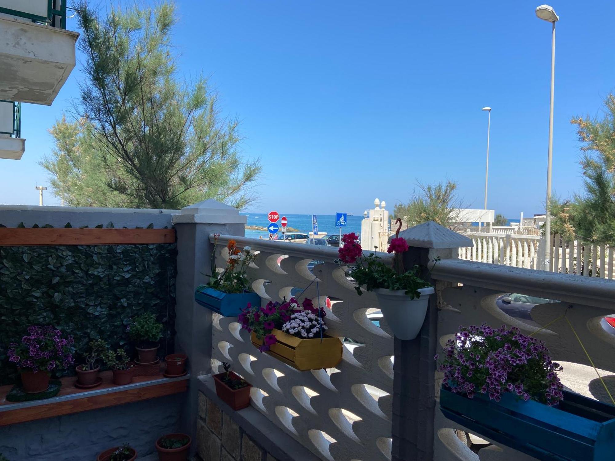Вилла La Chicca Sul Mare Бари Экстерьер фото